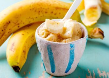 Como congelar banana: passo a passo, dicas e receitas incríveis