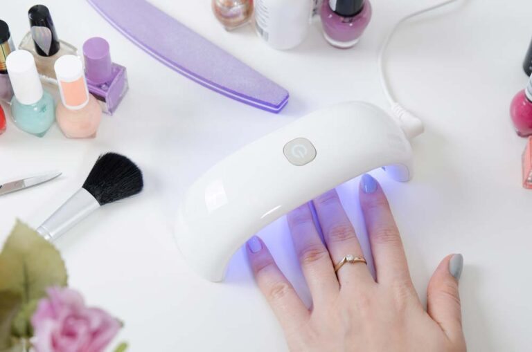 Como Secar Esmalte Rápido: 9 Técnicas e Dicas de Profissionais