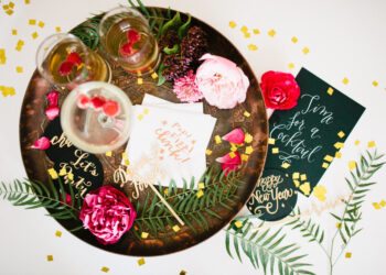 Ceia de Ano Novo: como organizar, o que servir e ideias de decoração