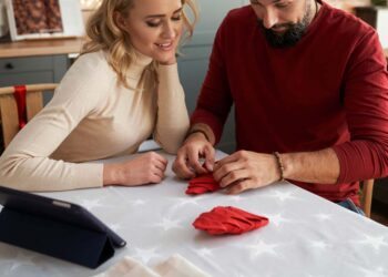 Como dobrar guardanapo de pano: 7 formas diferentes para conhecer